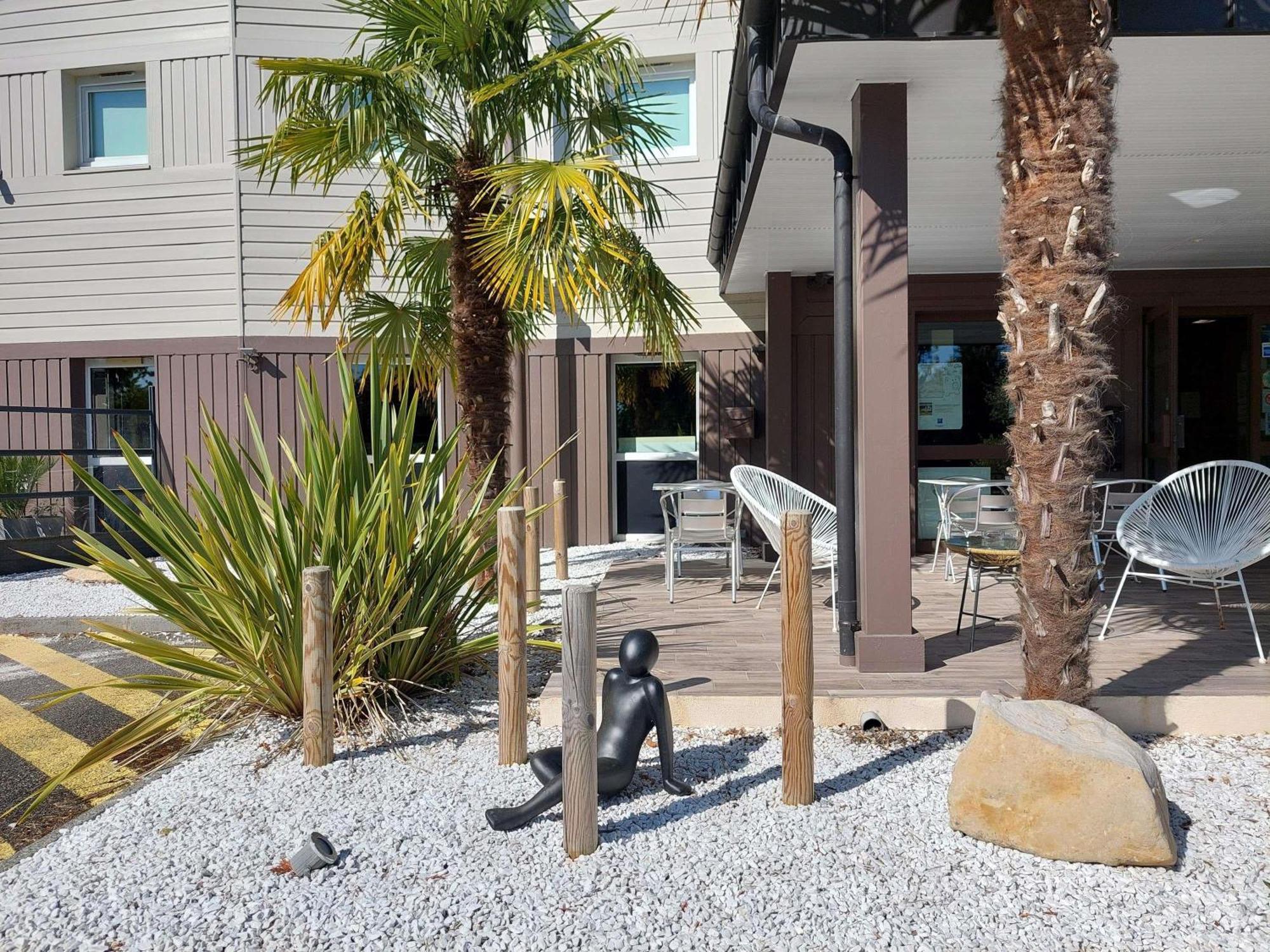 Hotel Ibis Budget Deauville Сент-Арну Экстерьер фото